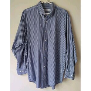 Brooks Brothers Men's Button Down Blue/White Stripe Size 15.5-32/33 **See Pics**